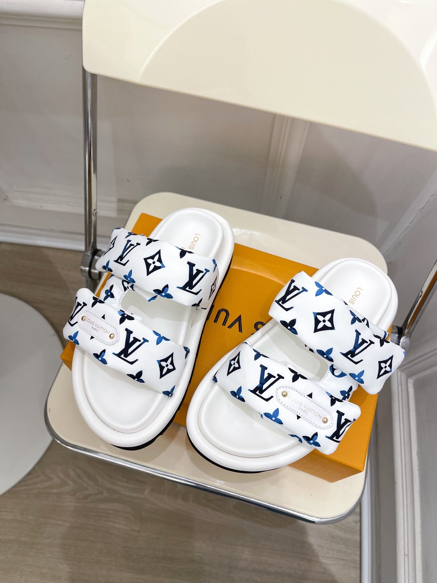 Z1Q105E351 Popular Shoes