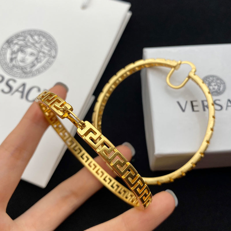 X1B91V116E Popular   Earrings