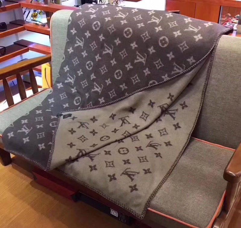 W1R86E26 Popular blanket