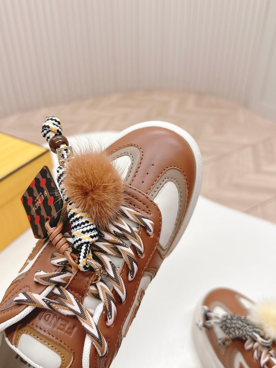 Z2Q105F417 Popular high-quality Shoes