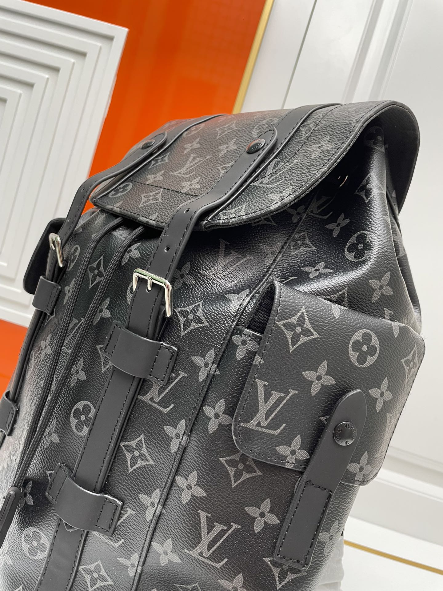 B1W15E68 Popular  leather Backpacks