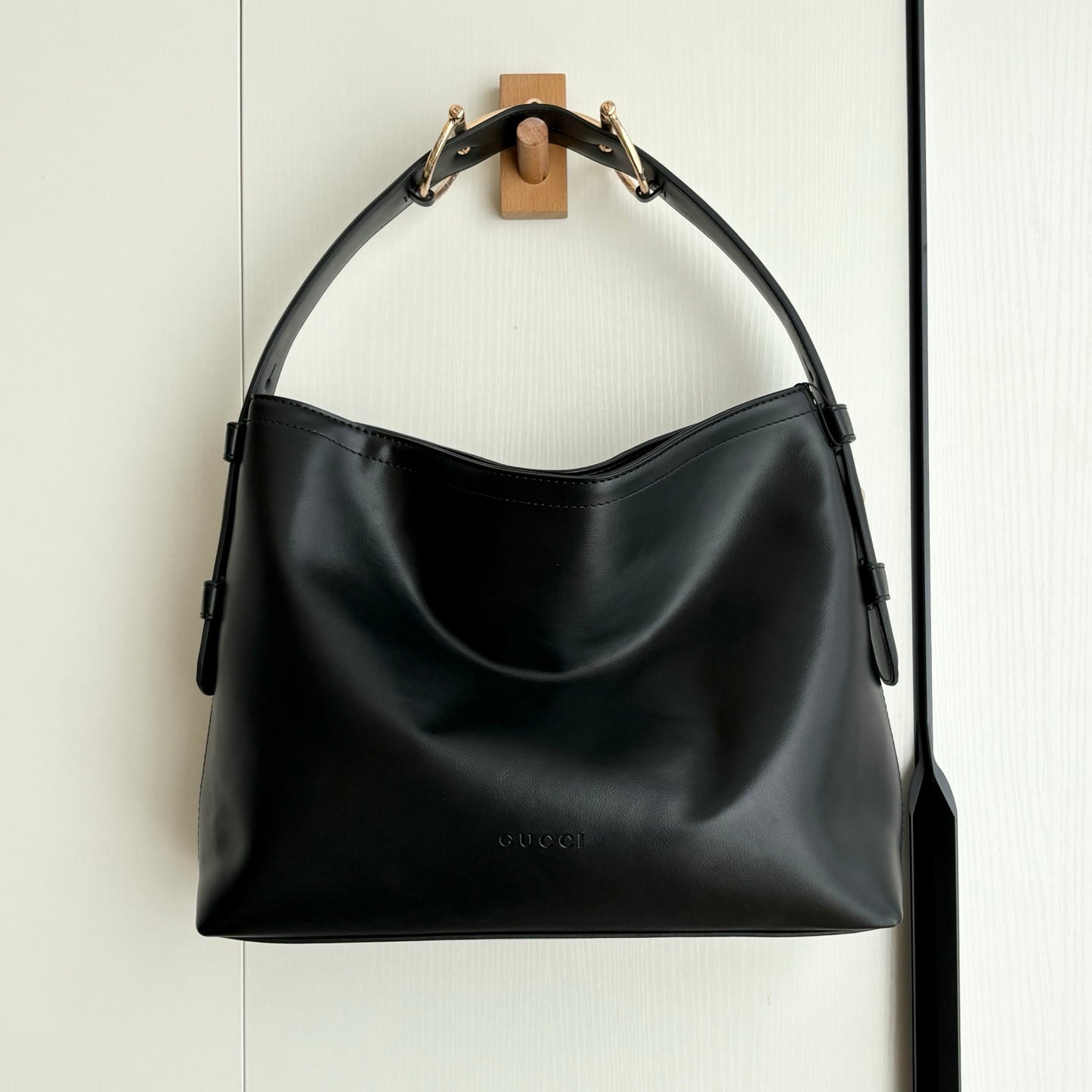 B1P36C56 Popular leather bag