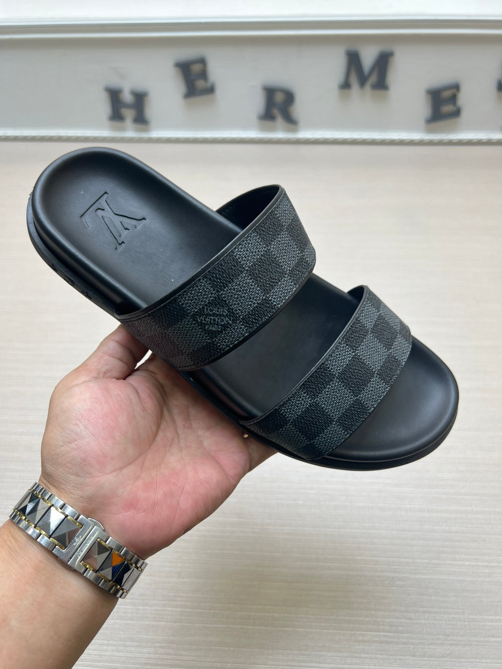 Z5ZE59 Popular slippers