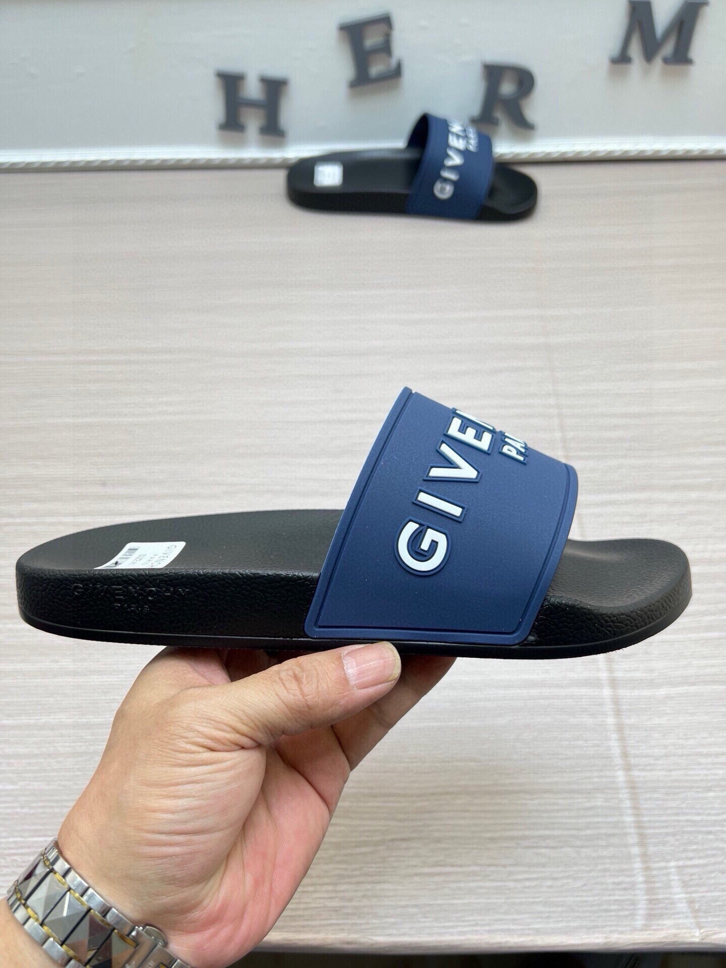 Z5Z35GV263  Popular Slippers