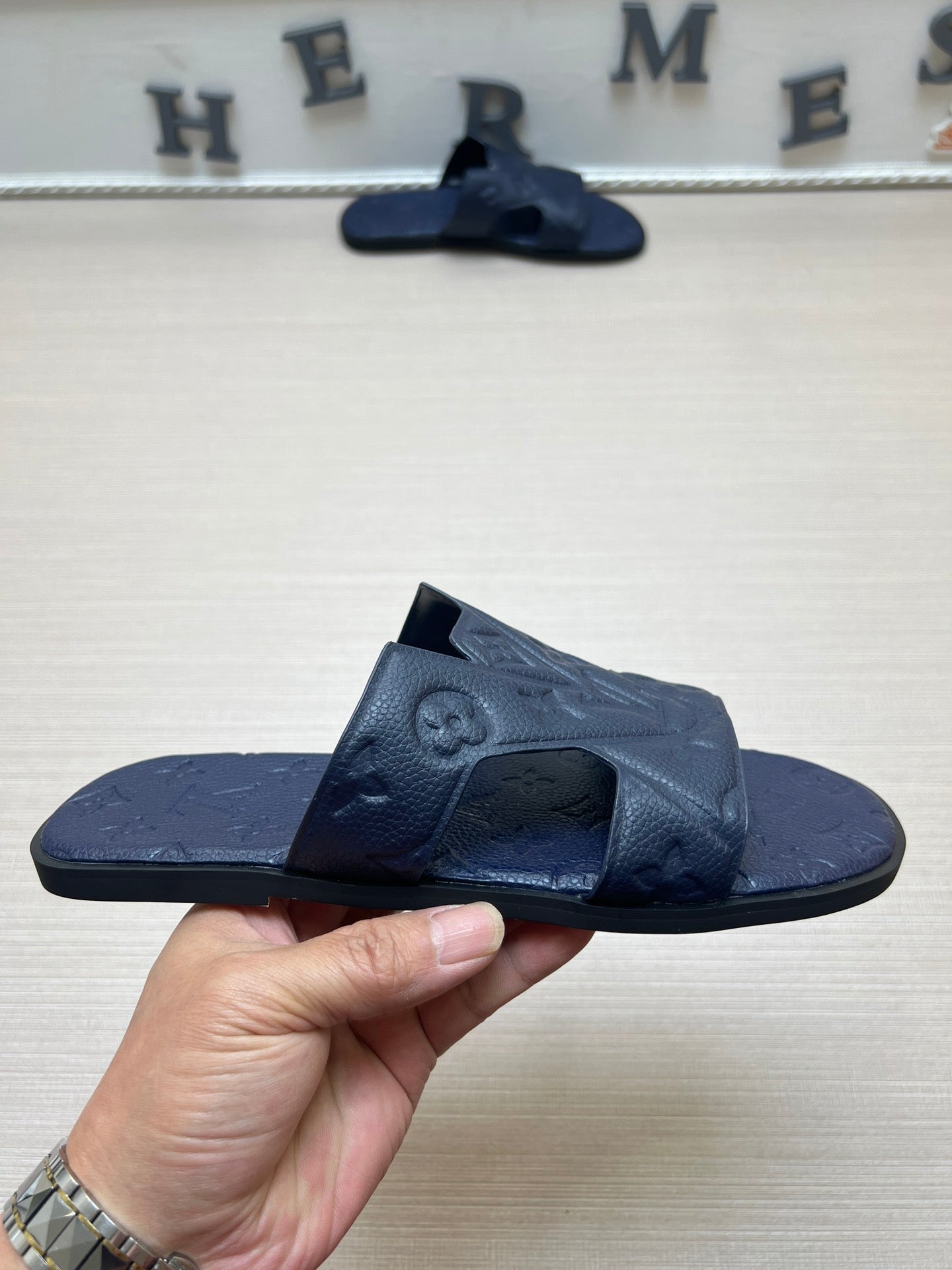 Z5ZE34 Popular slippers