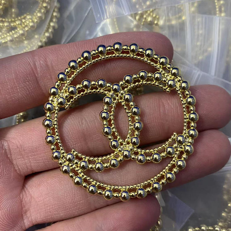 X1ZC895    Popular Brooch