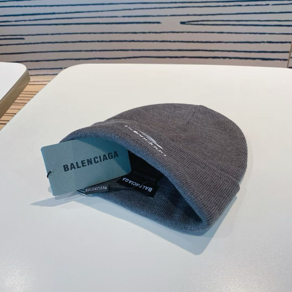 M1R86J93 Popular hats