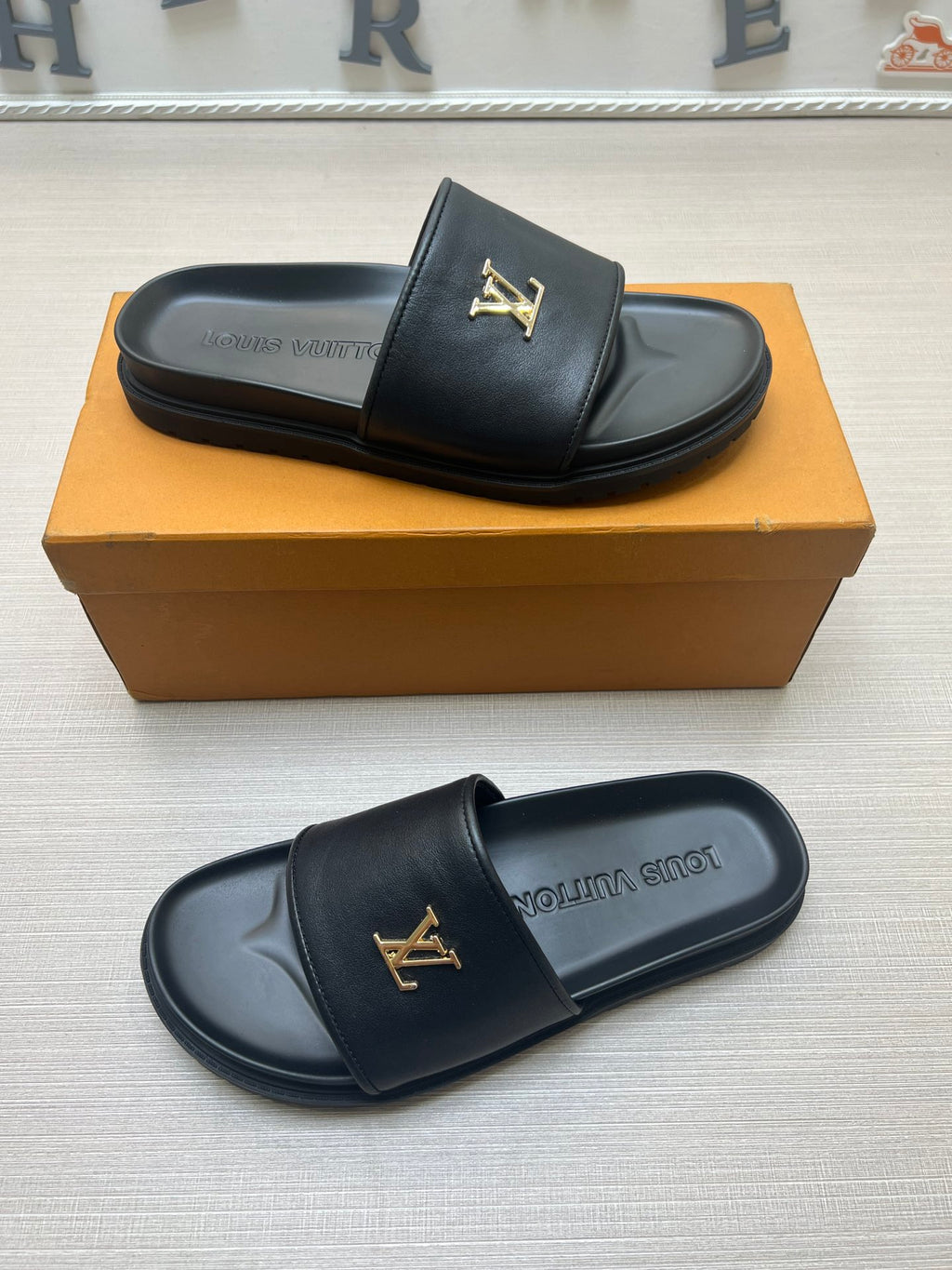 Z5ZE9 Popular slippers
