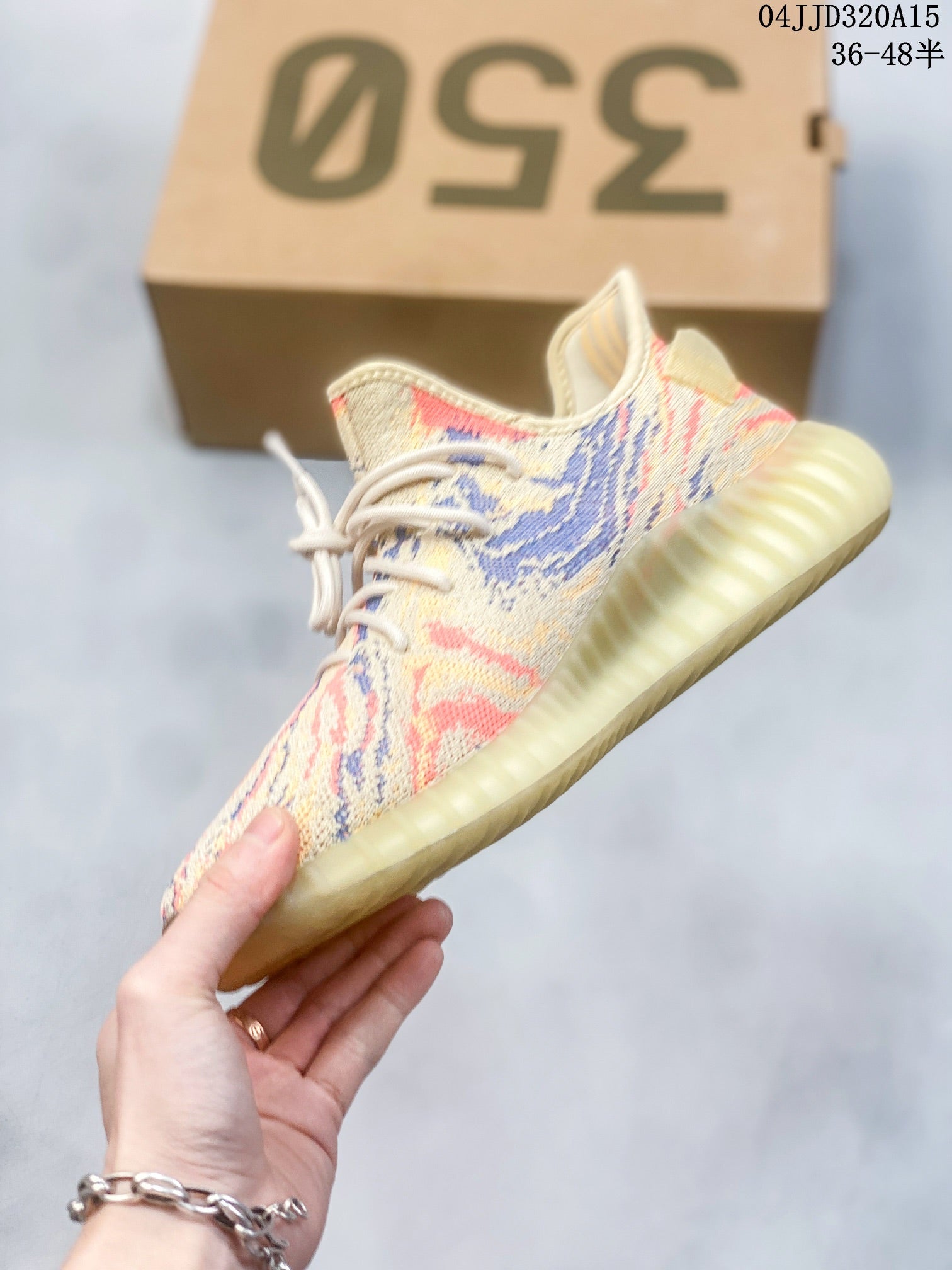 Z4Z45A110  Popular shoes