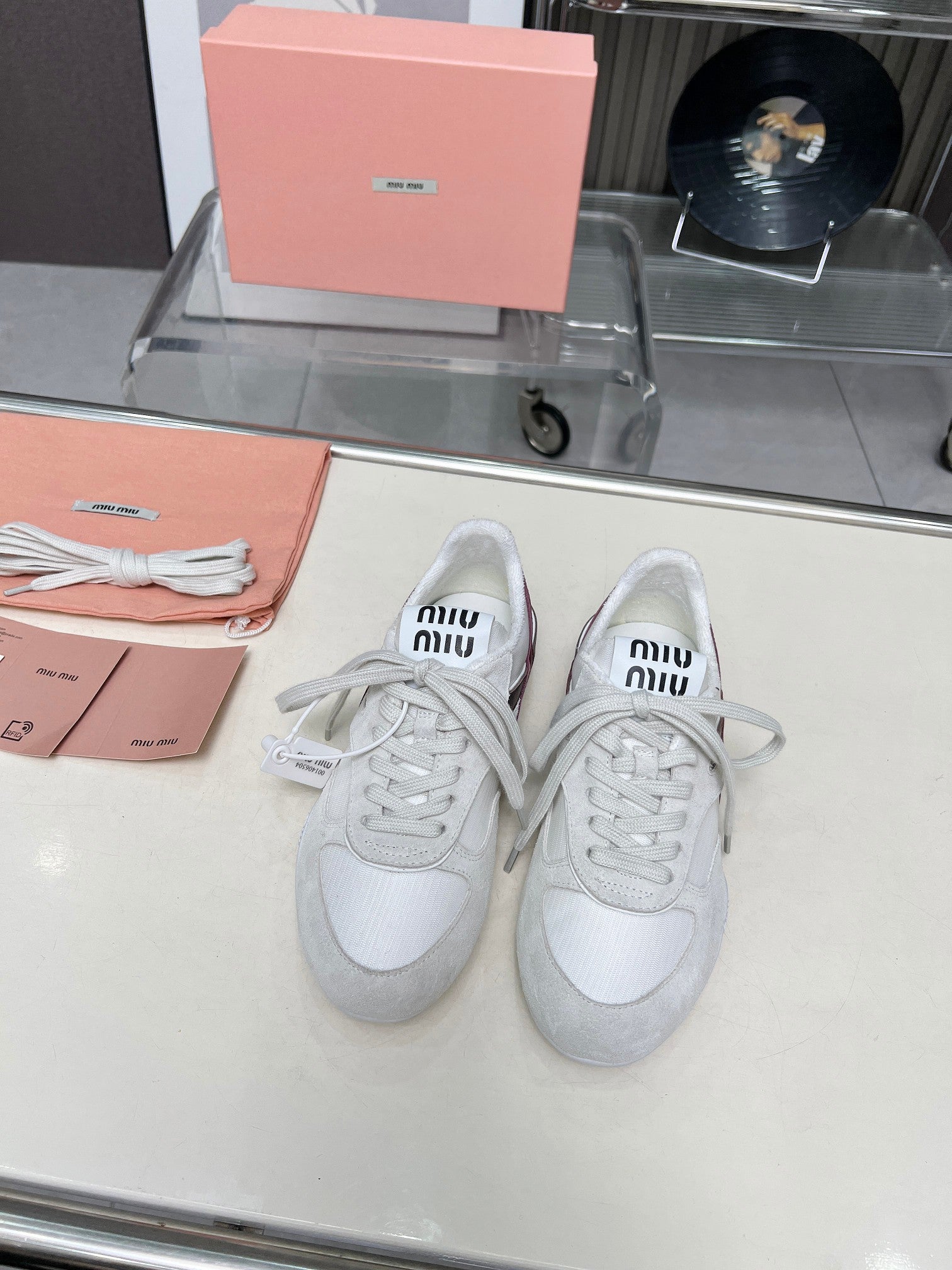 Z2Q105A247 Popular high-quality Shoes