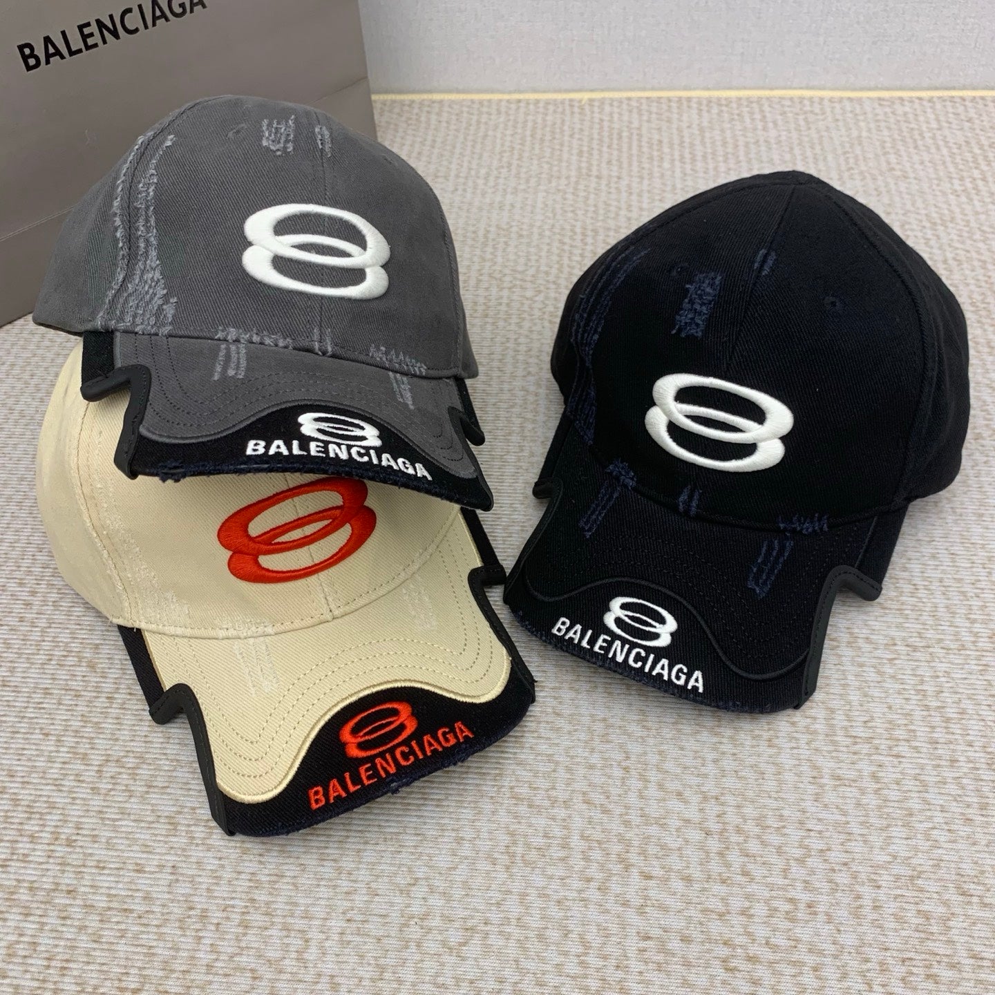 M1N65J8 Popular  hats