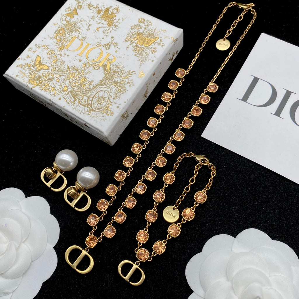 X1R75D15X Popular  Necklaces . Bracelets . Earrings
