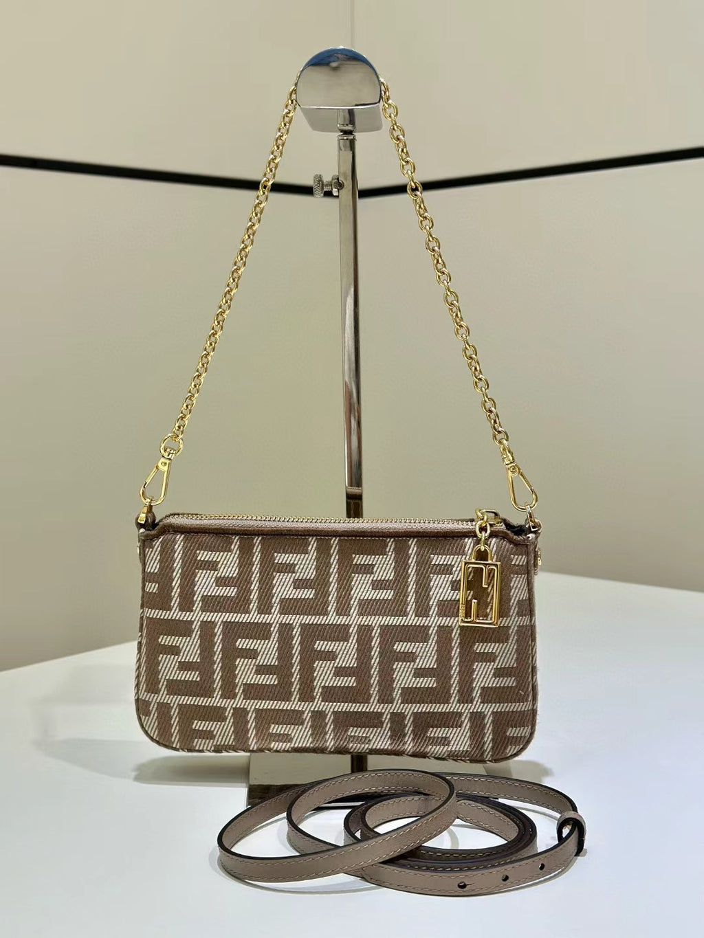 B1R15F9 Popular    bag