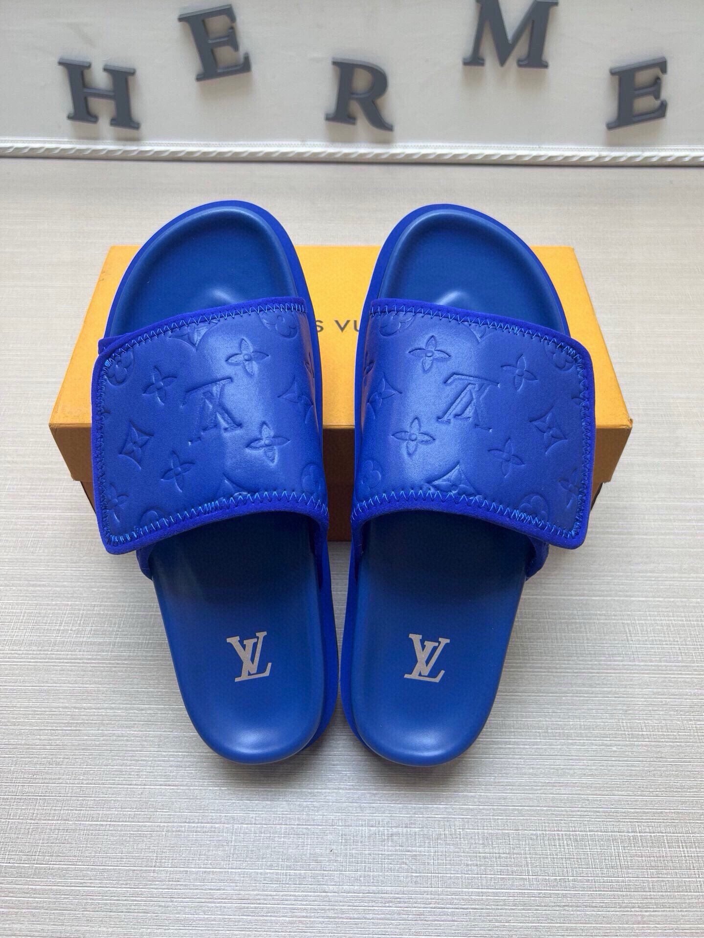 Z5LE210 Popular Slippers