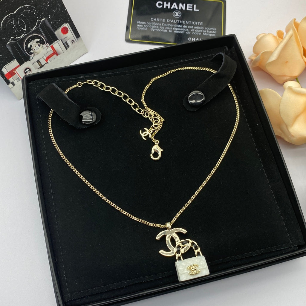 X1Q85C135X Popular Necklace