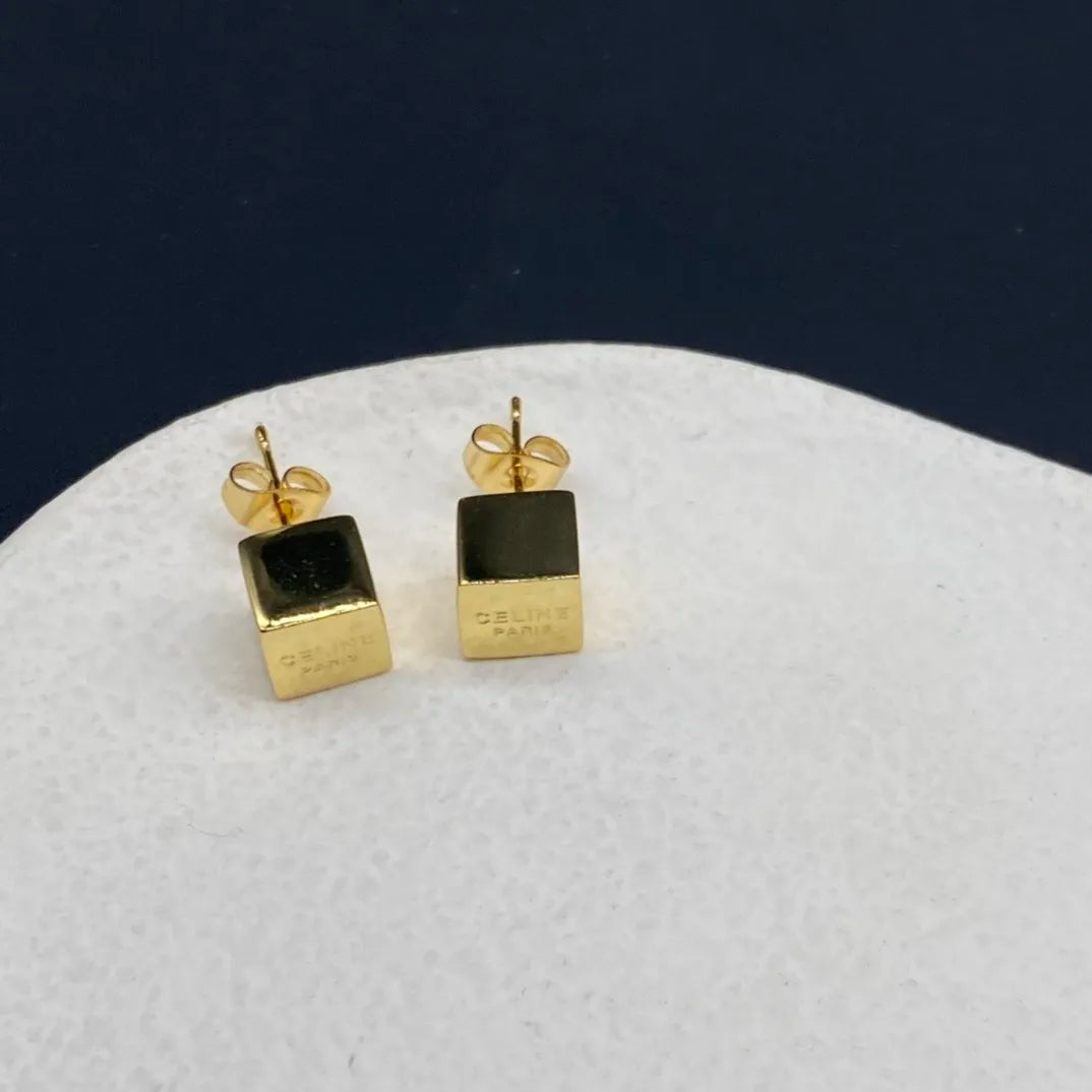 X1Z94CL972E Popular Earrings