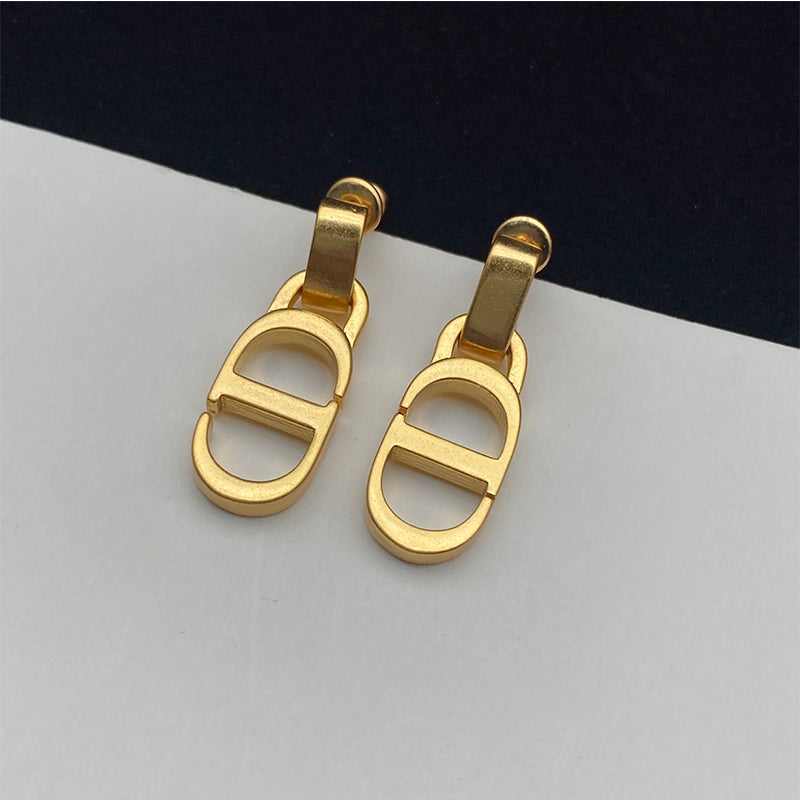 X1B91D396X  Popular Bracelets. Earrings. Necklaces