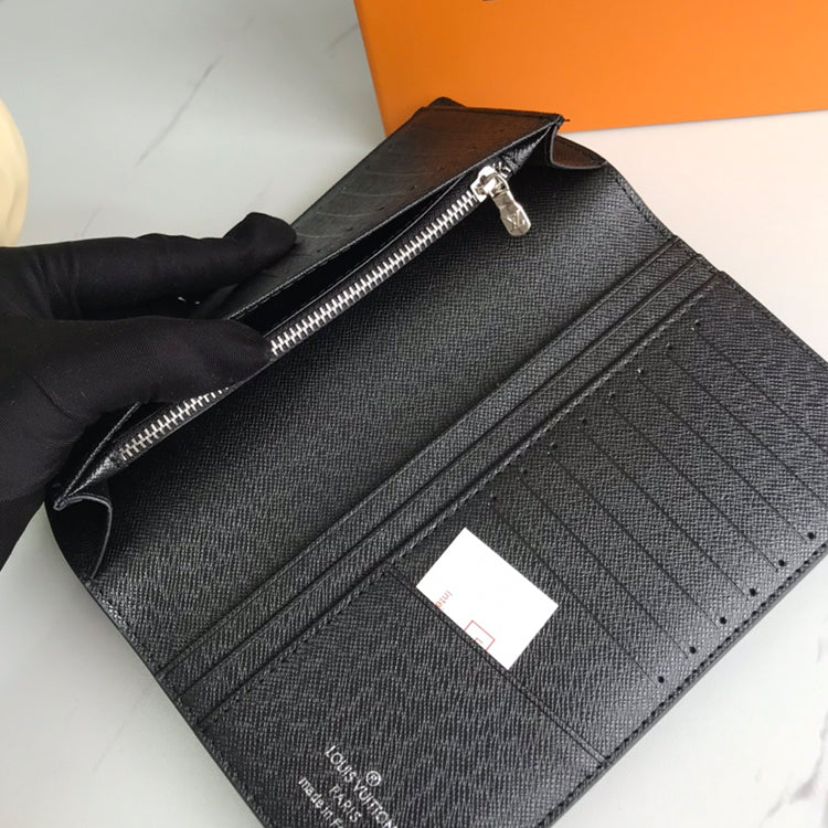 B1X31E2 Popular leather wallets