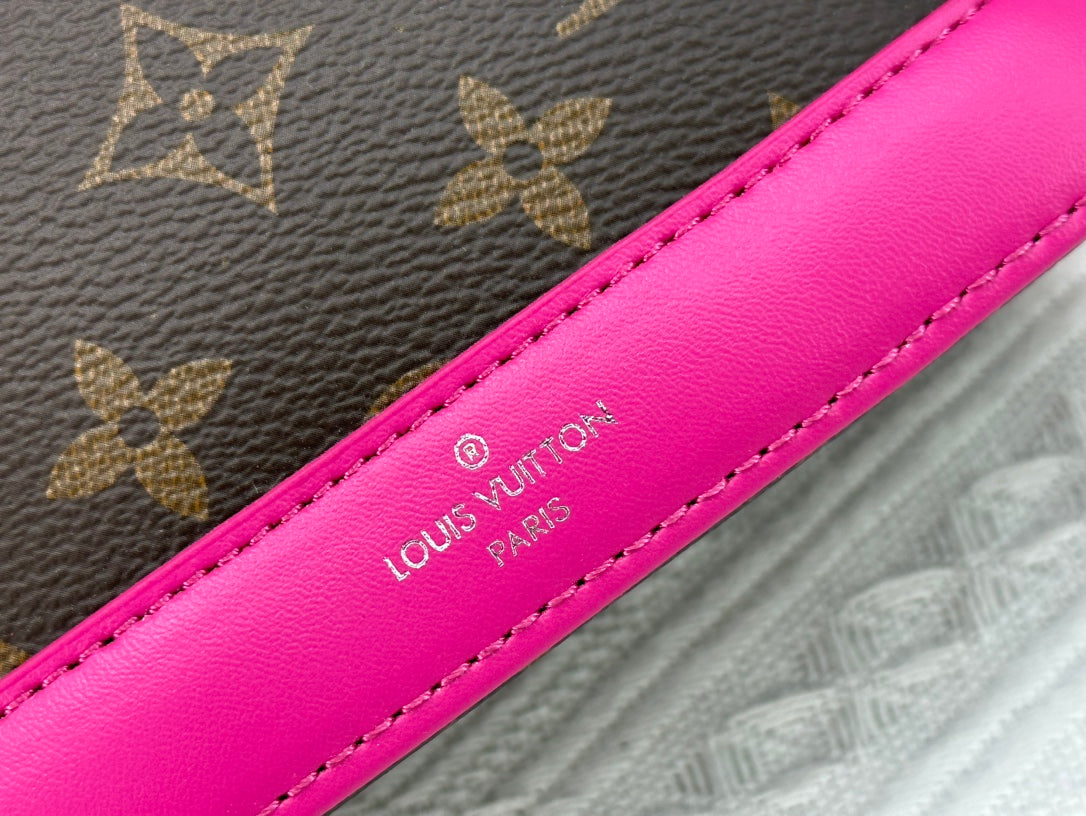B1X55E19 Popular leather bag