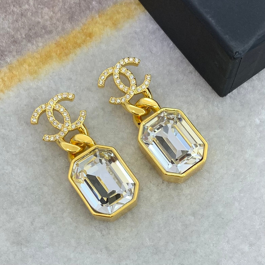 X1Z54C417E Popular Earrings