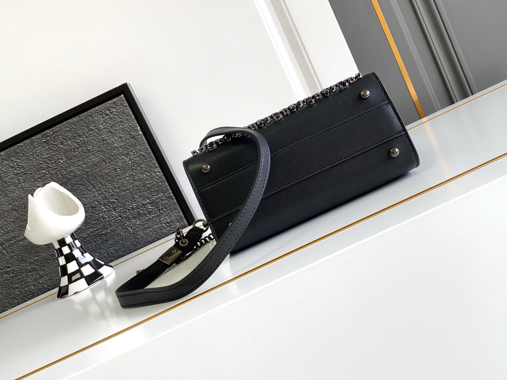 B1P36A73 Popular leather bag