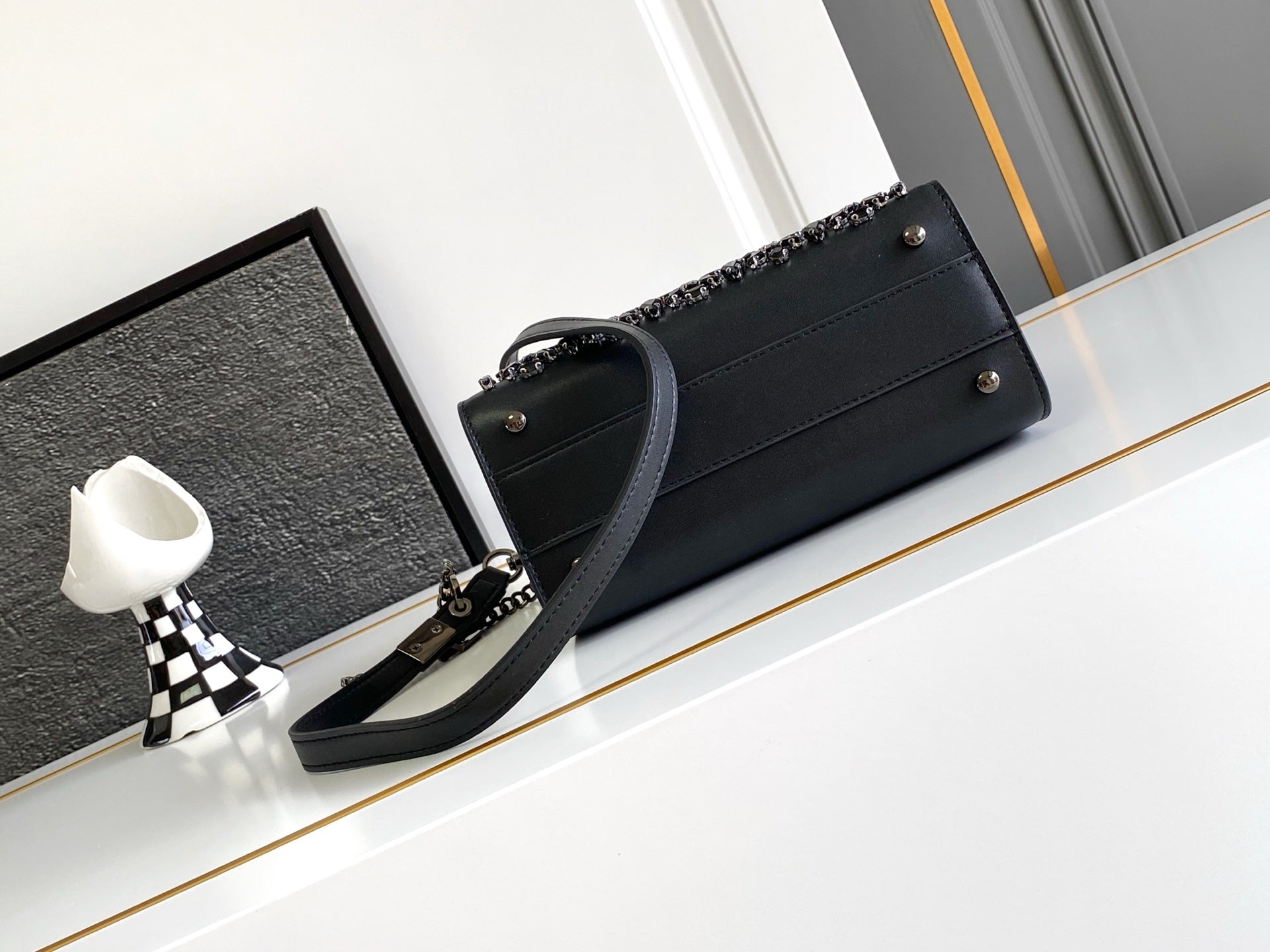 B1P36A73 Popular leather bag