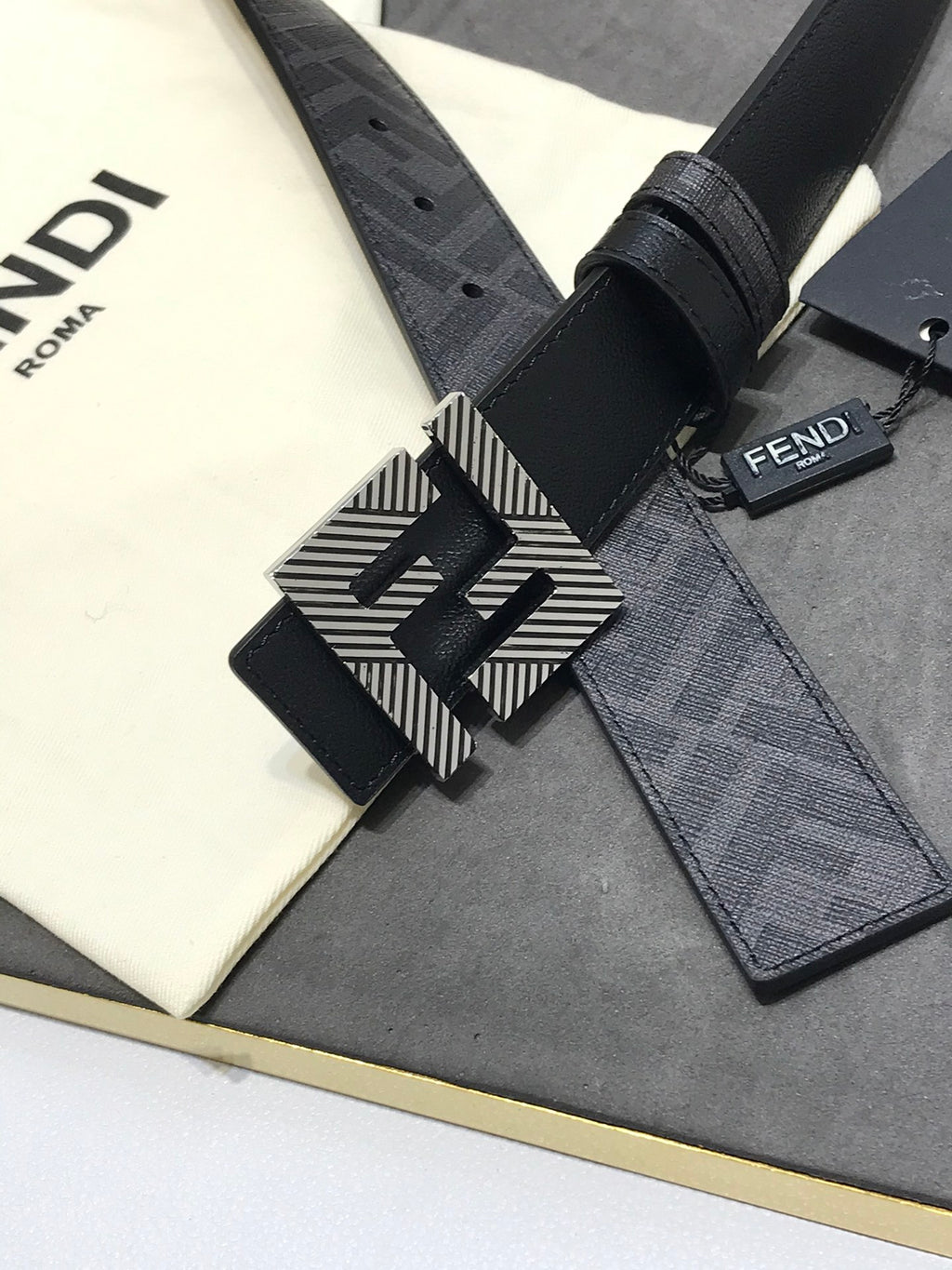P1Q64F77 Popular   High quality belt With full package