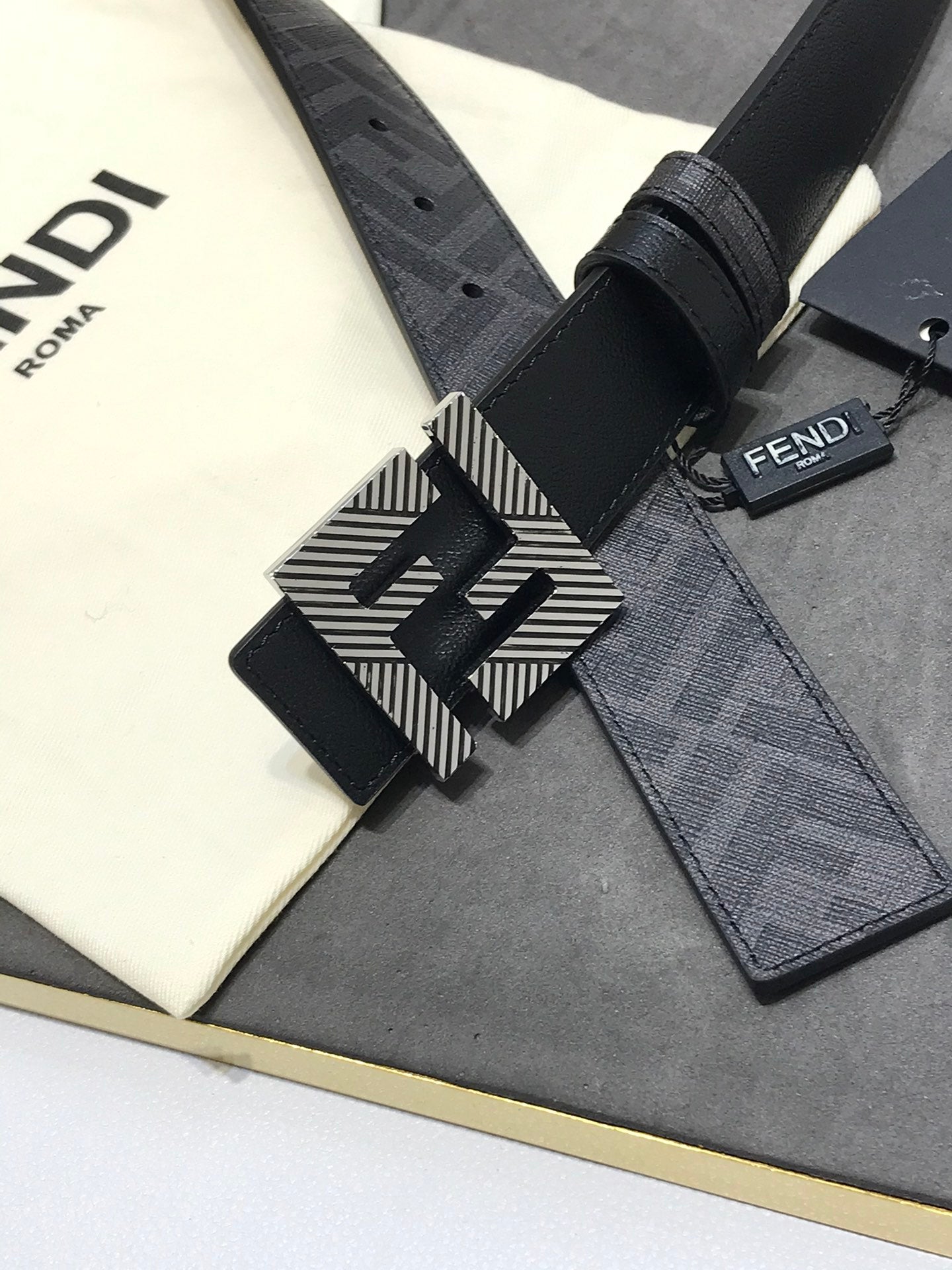 P1Q64F77 Popular   High quality belt With full package