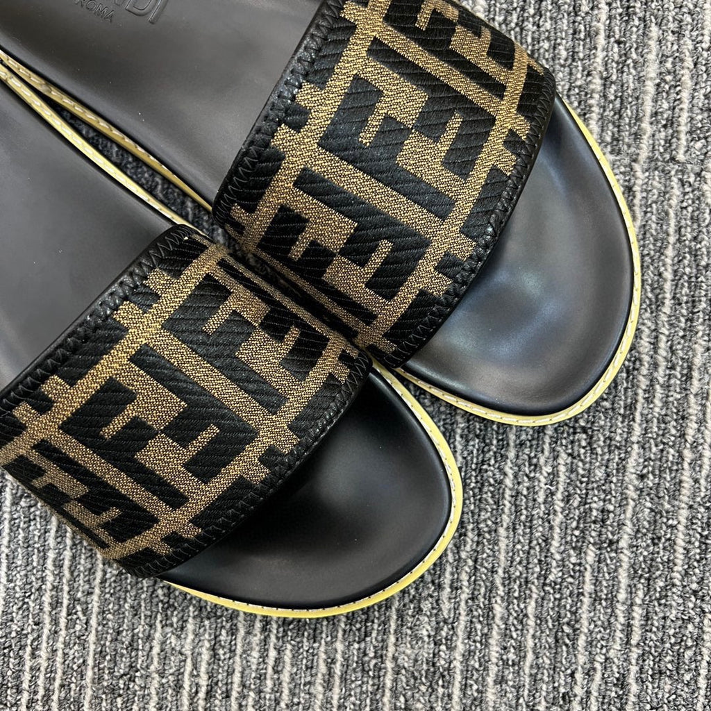Z5XF105 Popular Slippers
