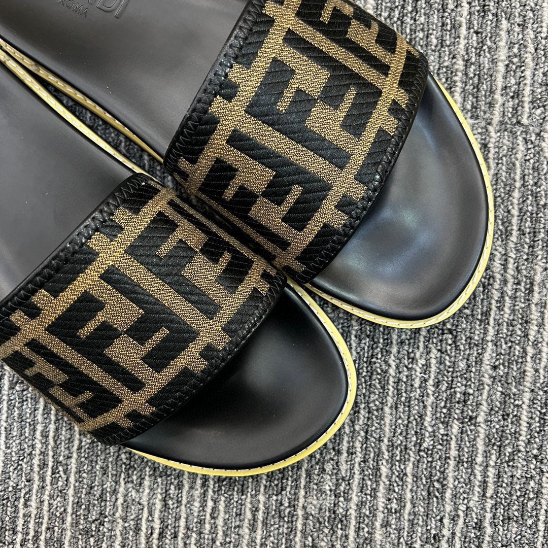 Z5XF105 Popular Slippers