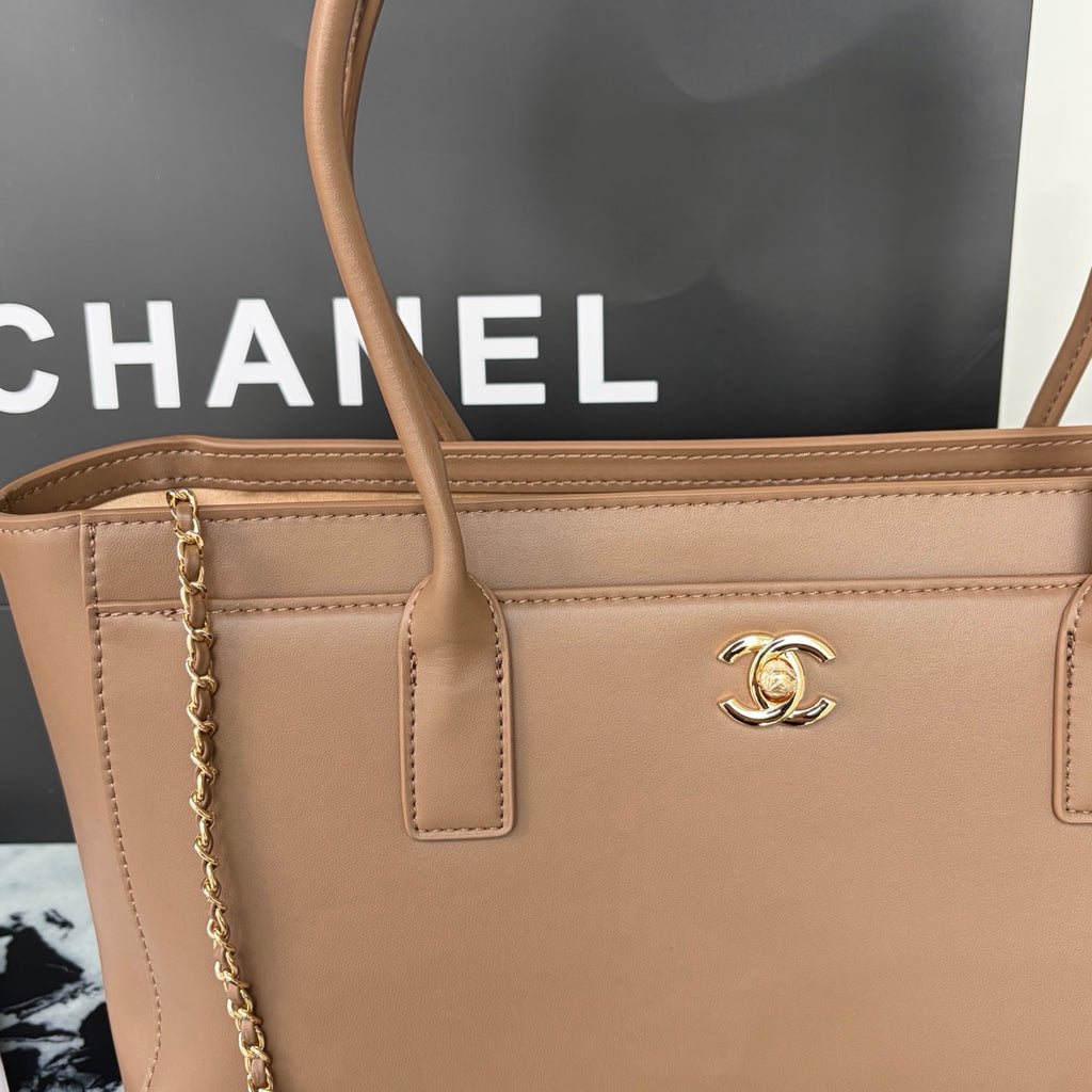 B1P46C179 Popular leather bag