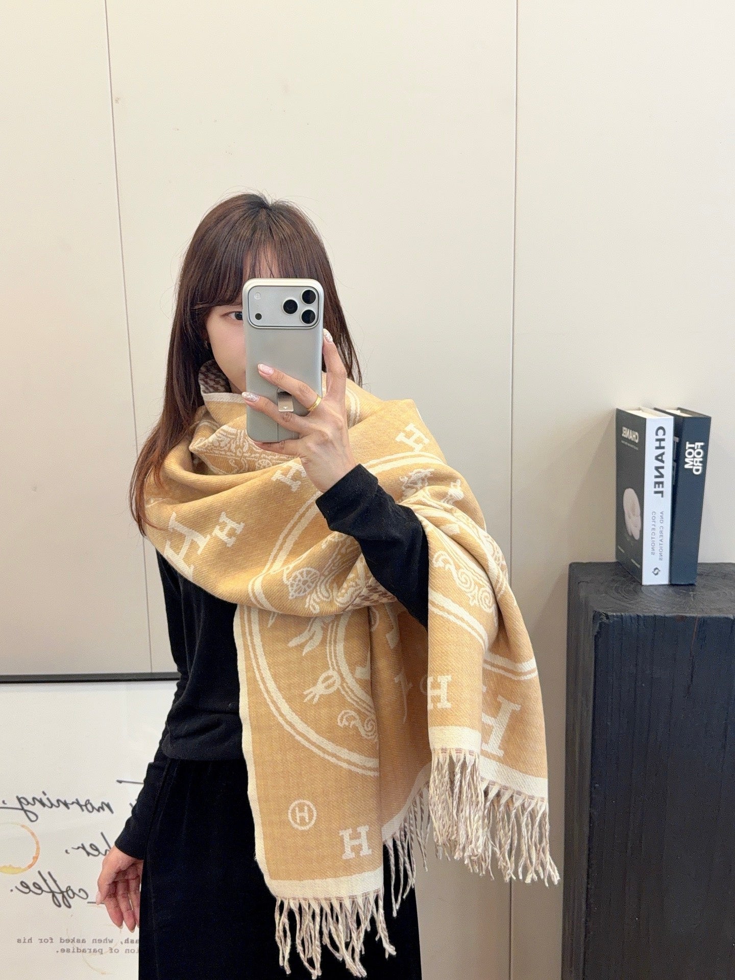 W1R86H50 Popular Winter Scarves