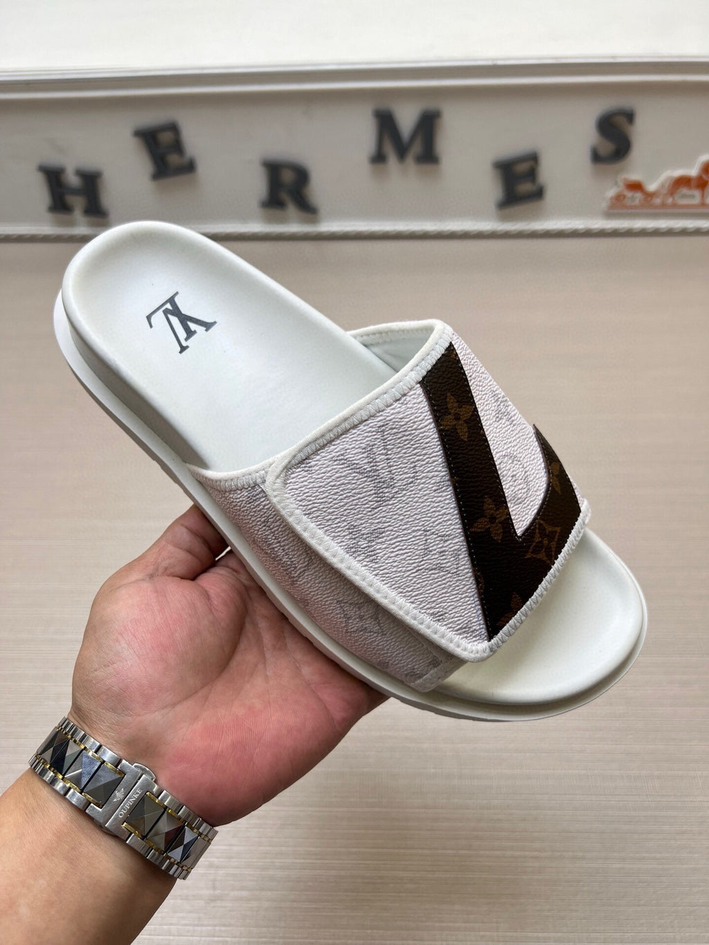 Z5WE251 Popular Slippers