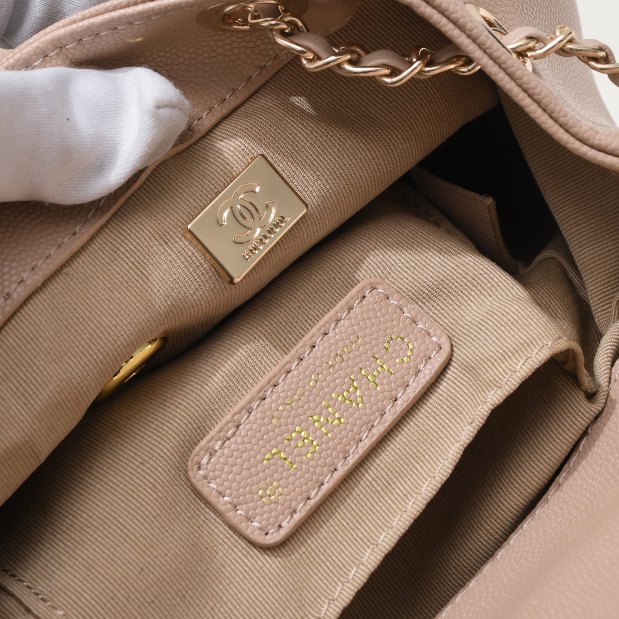 B1X43C66 Popular leather bag 