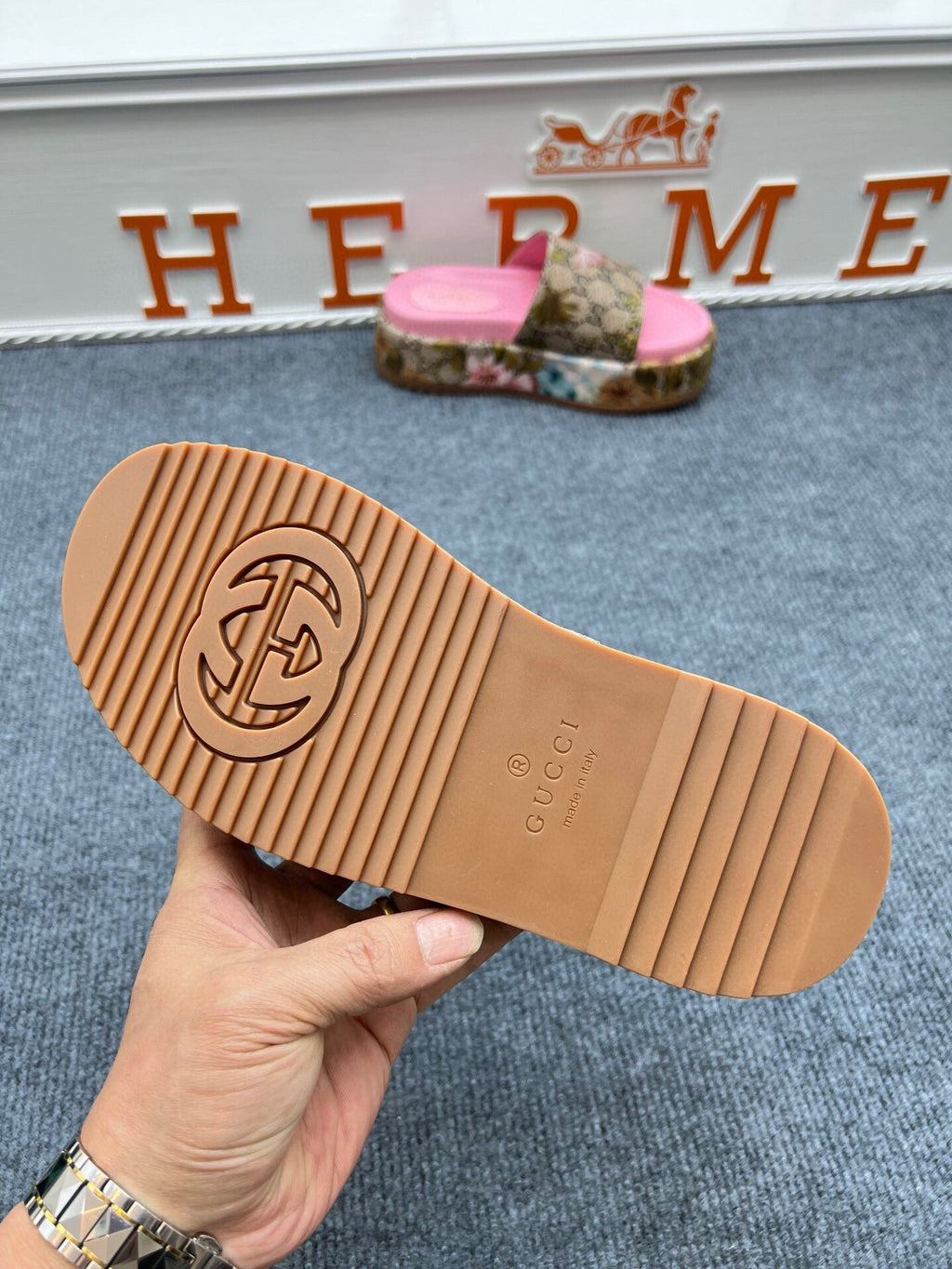 Z5ZB122 Popular slippers  Sole thickness 5.5cm