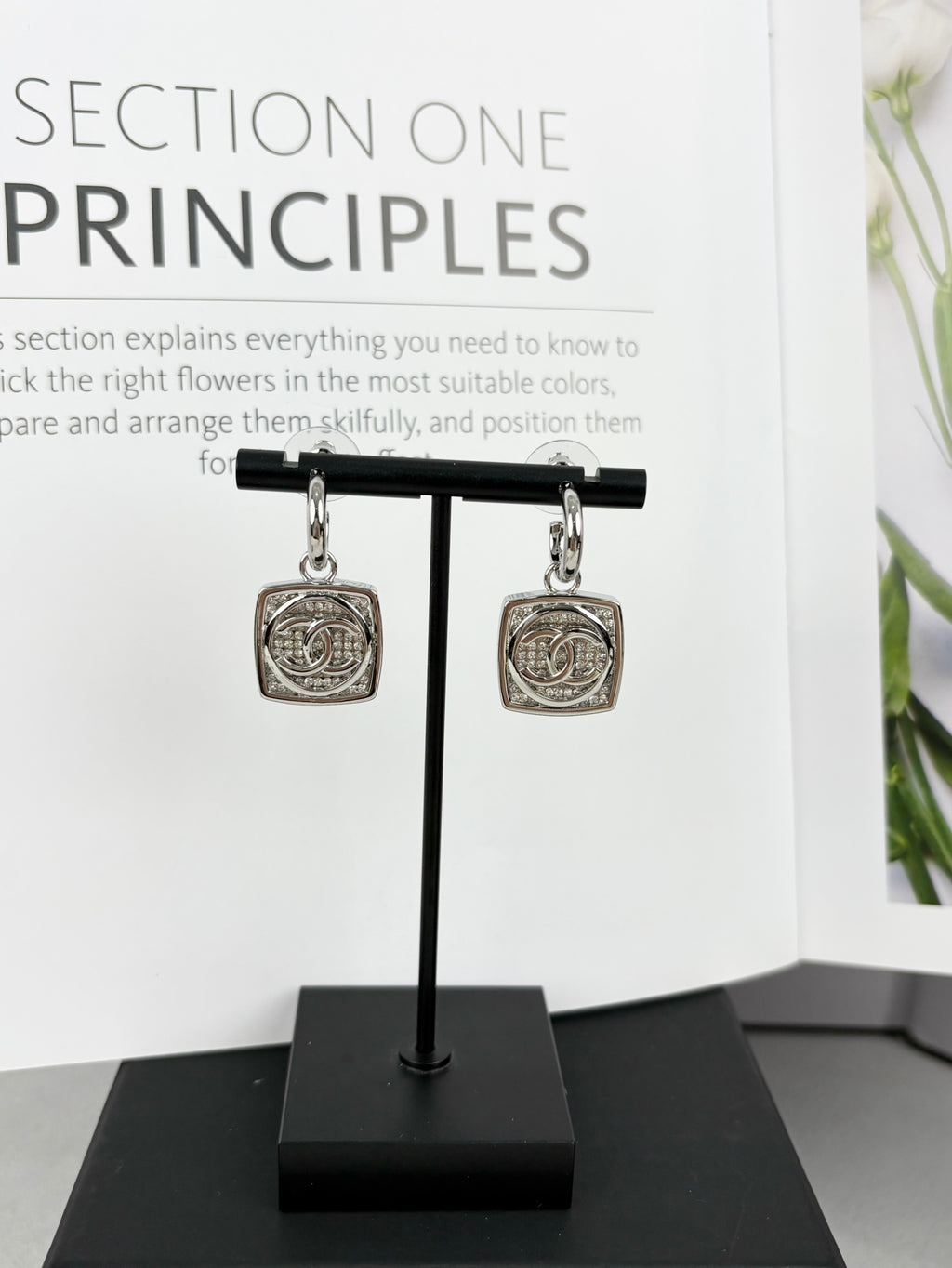 X1Q95C23E Popular Earrings