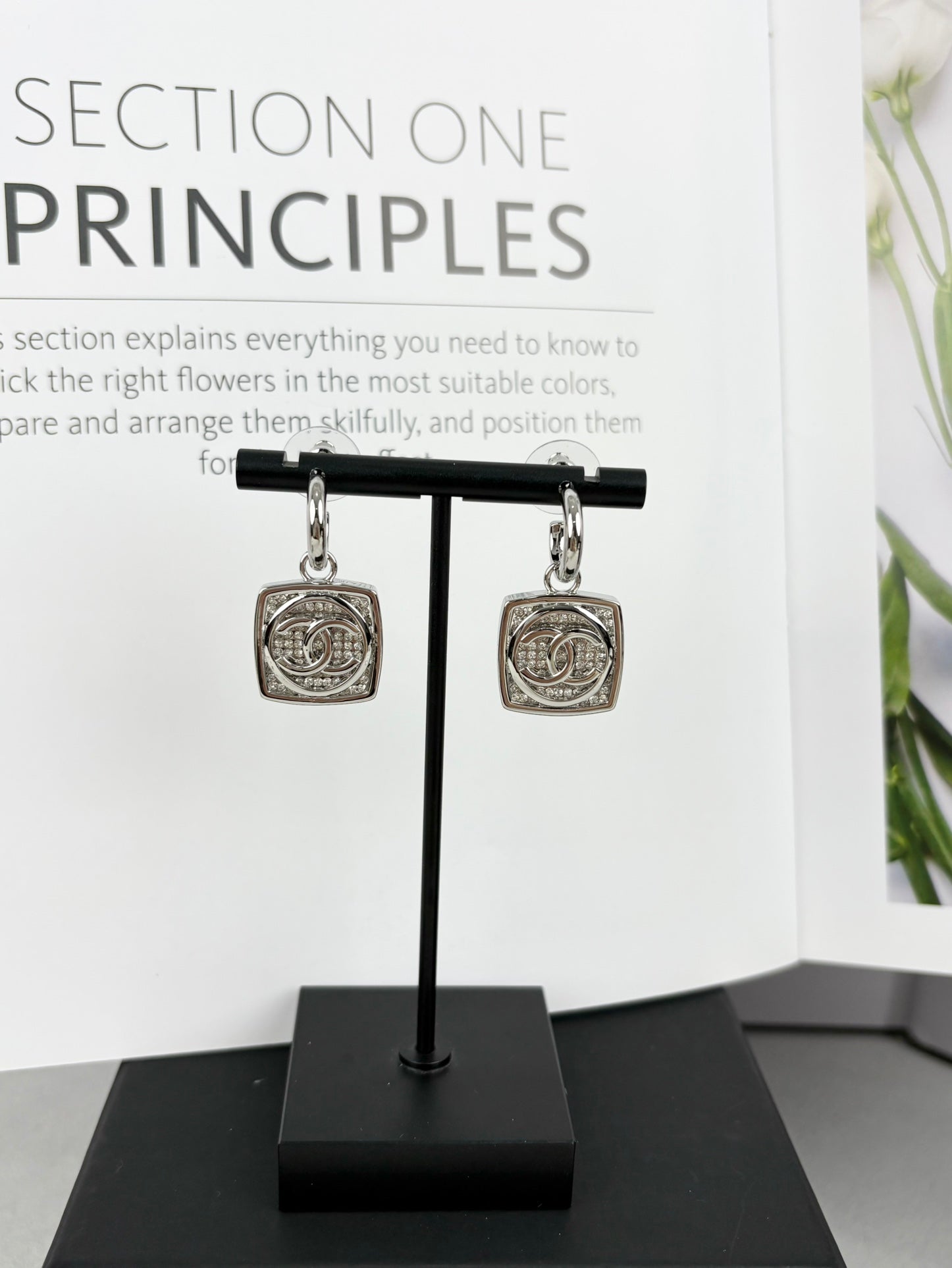 X1Q95C23E Popular Earrings
