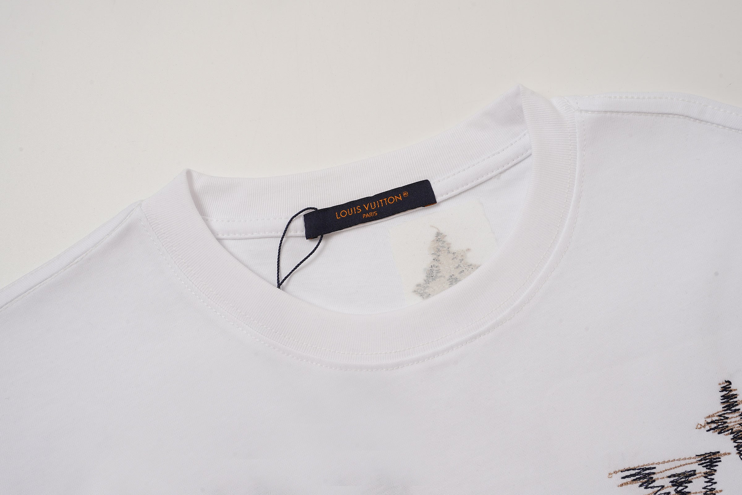 U1R76E14 Popular T-shirts
