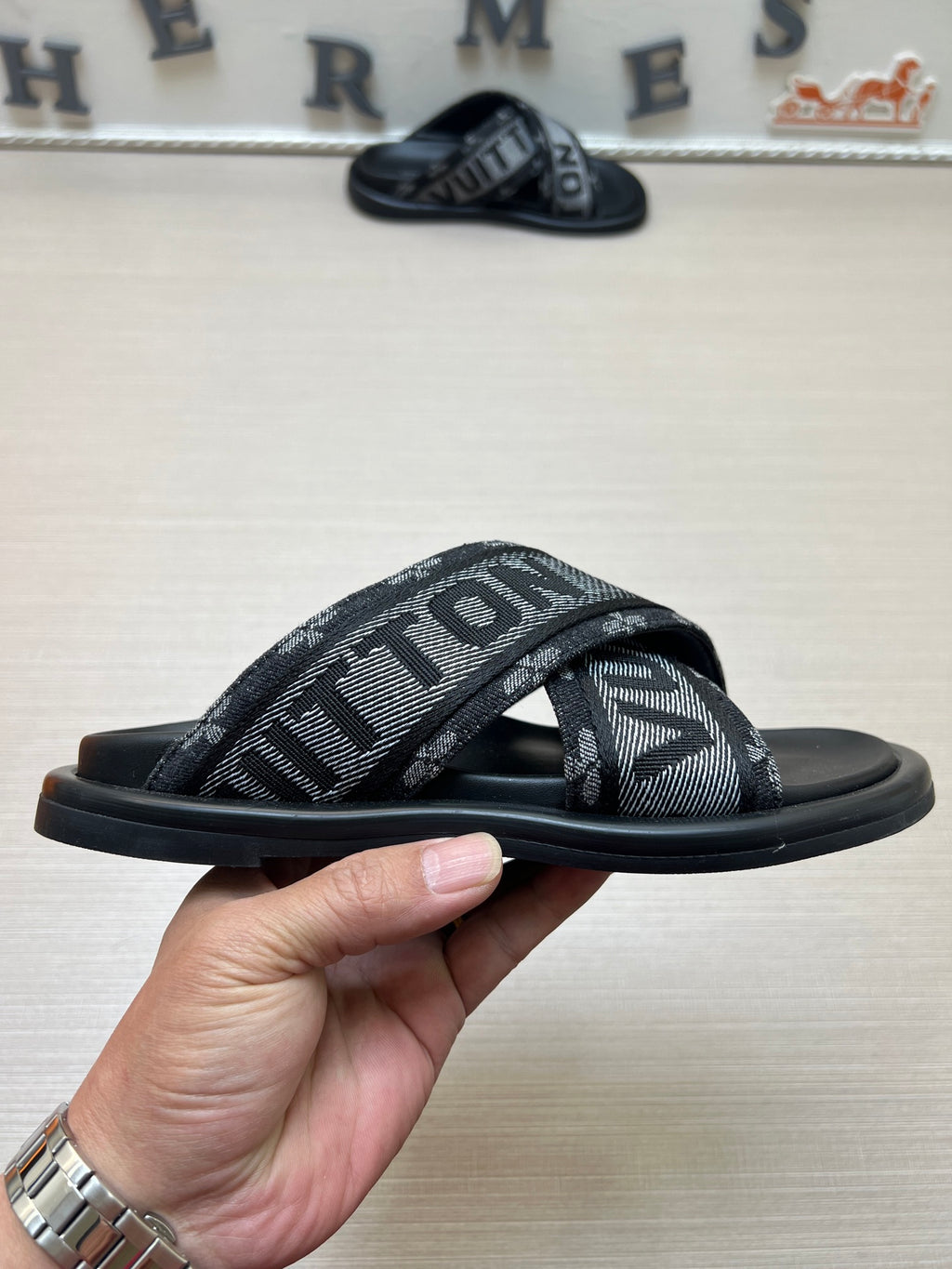 Z5Z35E273 Popular Slippers