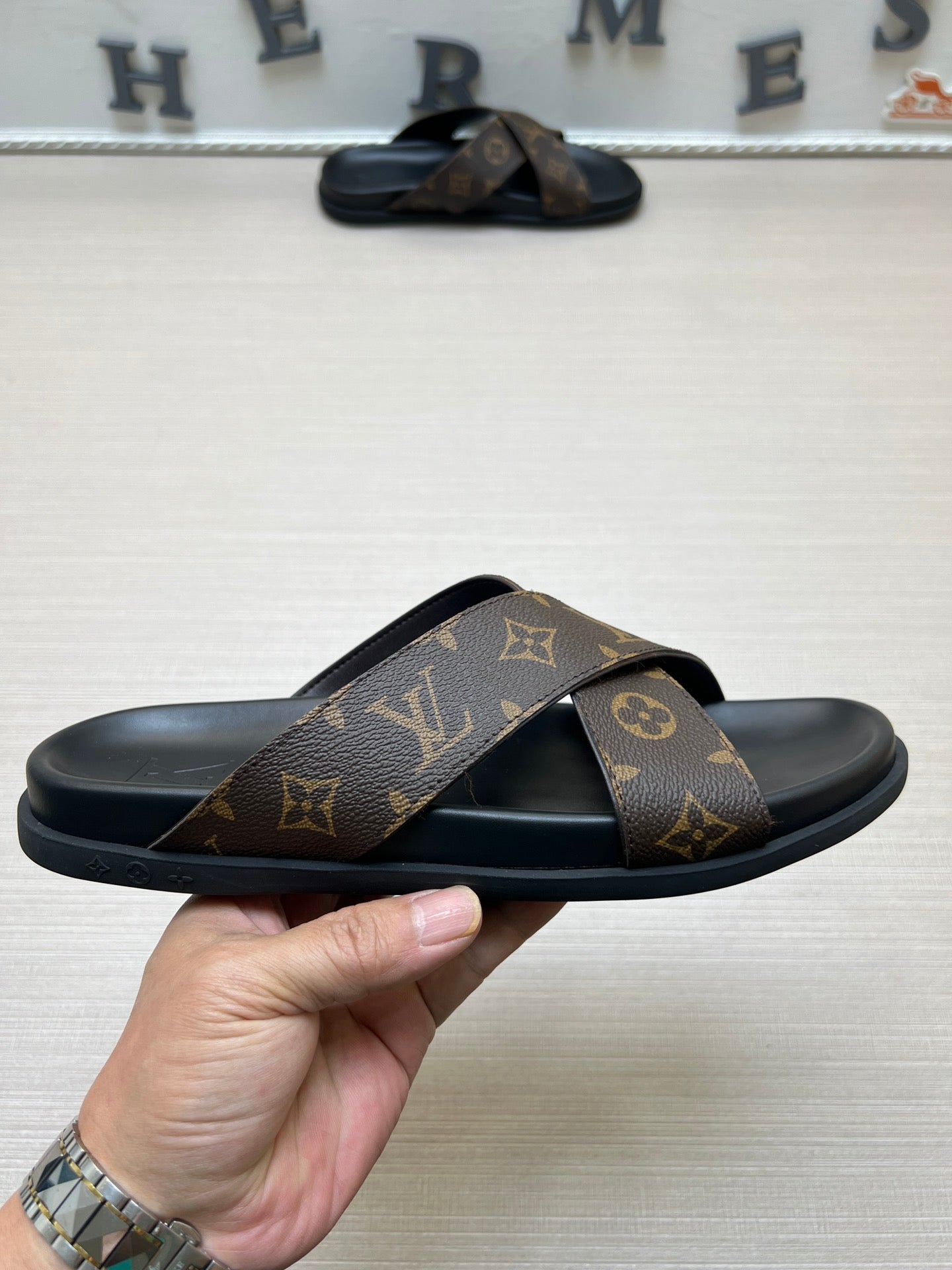 Z5ZE57 Popular slippers