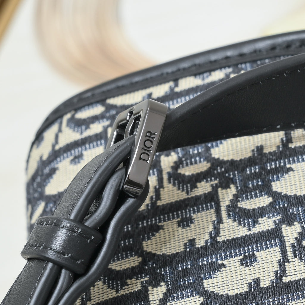 B1R76D43 Popular  bag