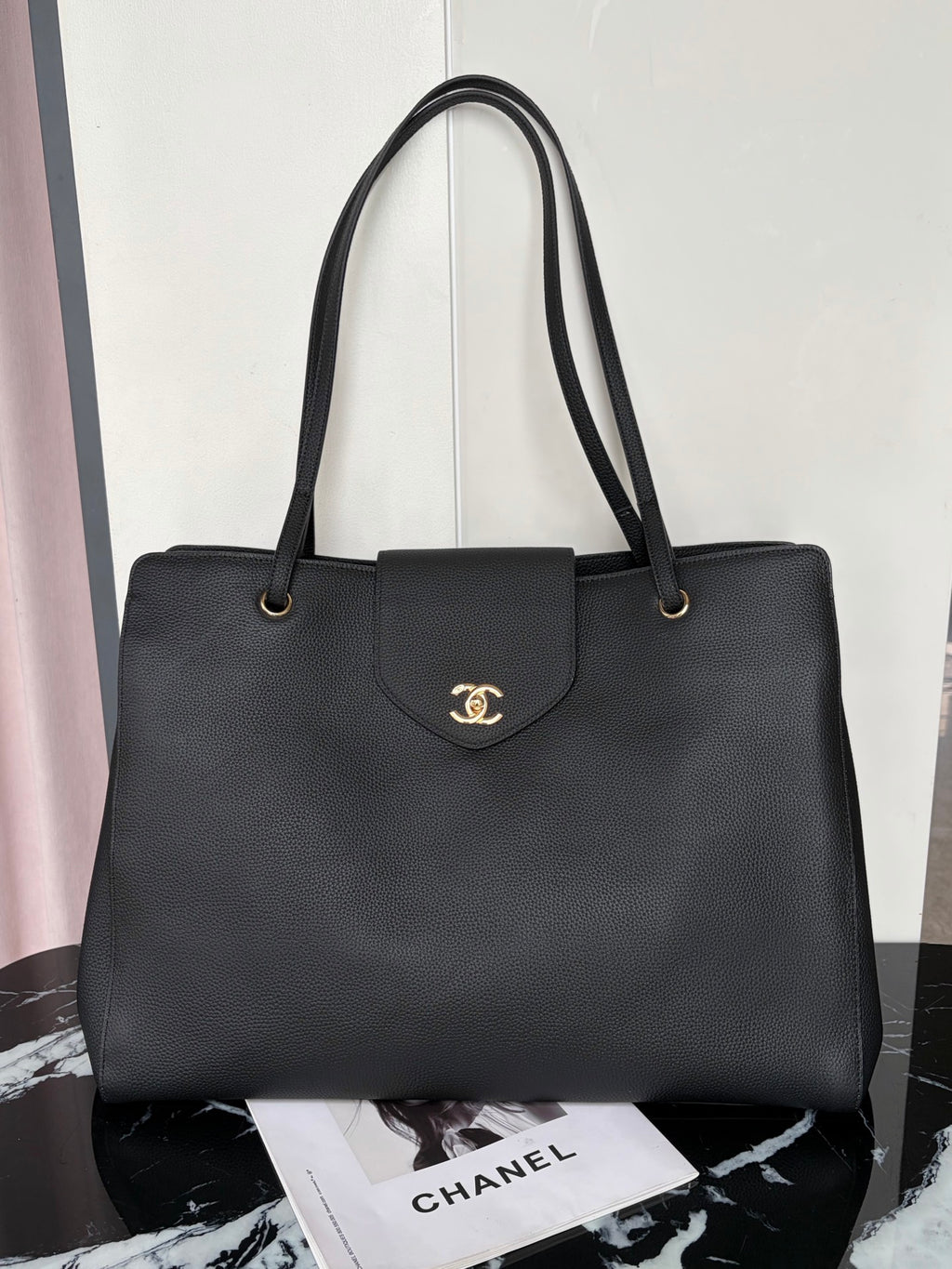 B1R76C25 Popular leather bag