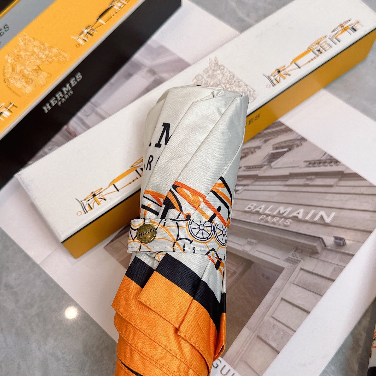 J1R85H101 Popular UV resistant umbrella