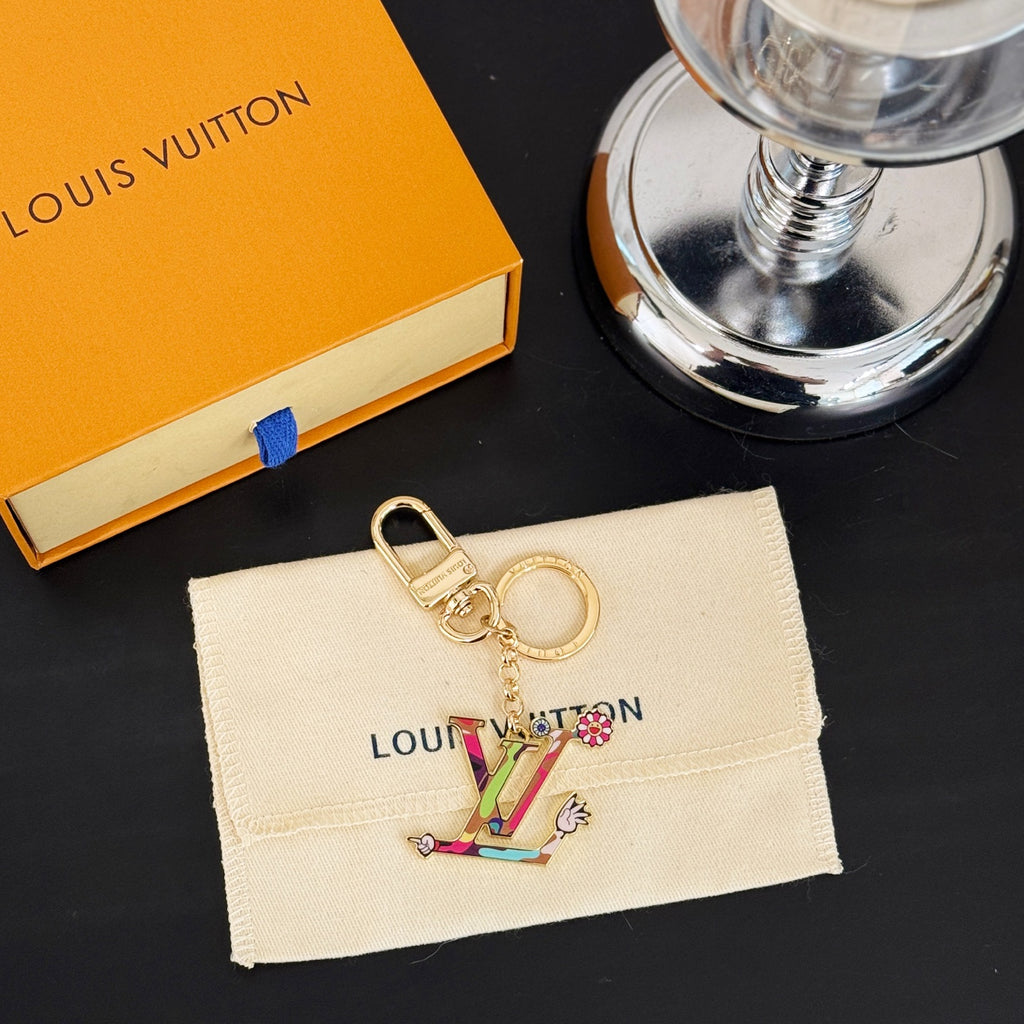 A1Z105E43 Popular bag 's charms accessories