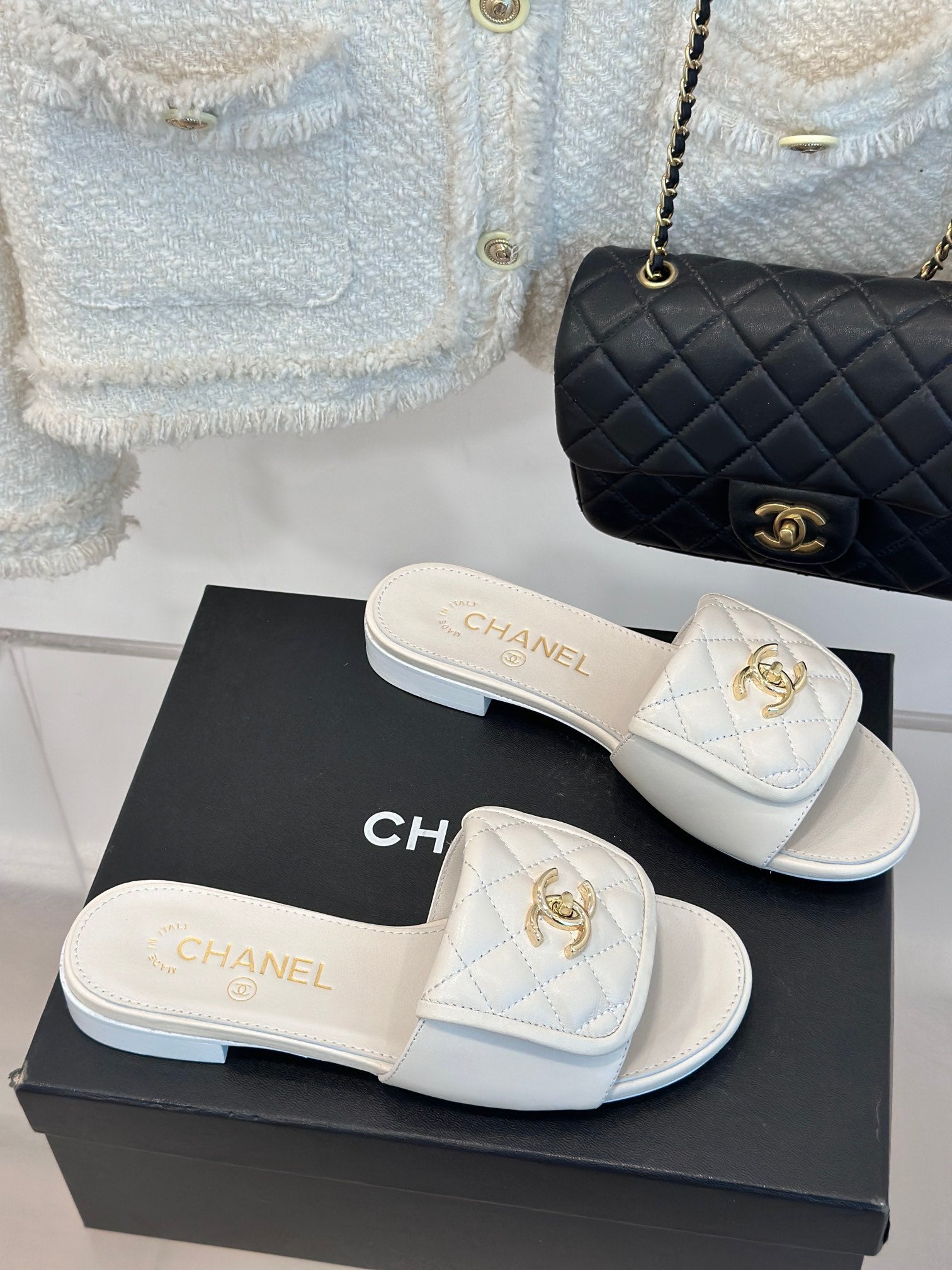 Z1ZC245  Popular Slippers