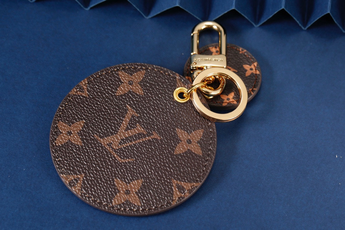 A1Q95E7 Popular bag 's charms accessories