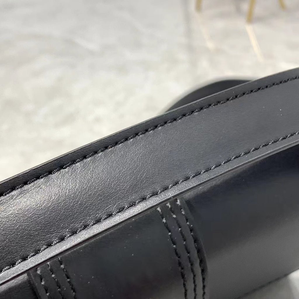 B1P46A134 Popular leather  bags