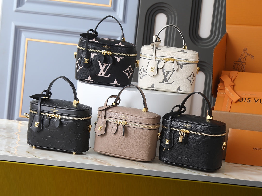 B1P76E2 Popular leather bag