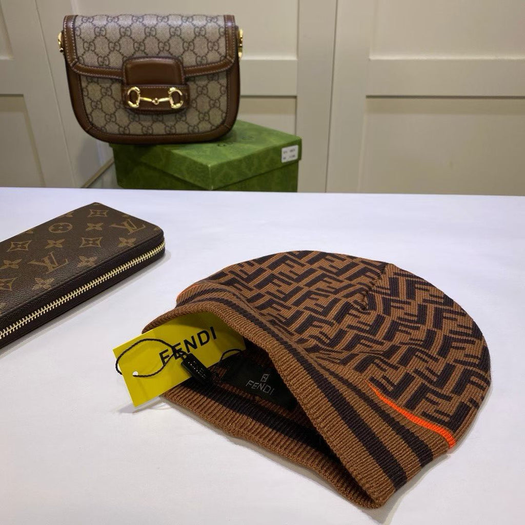 M1R86F64 Popular hats