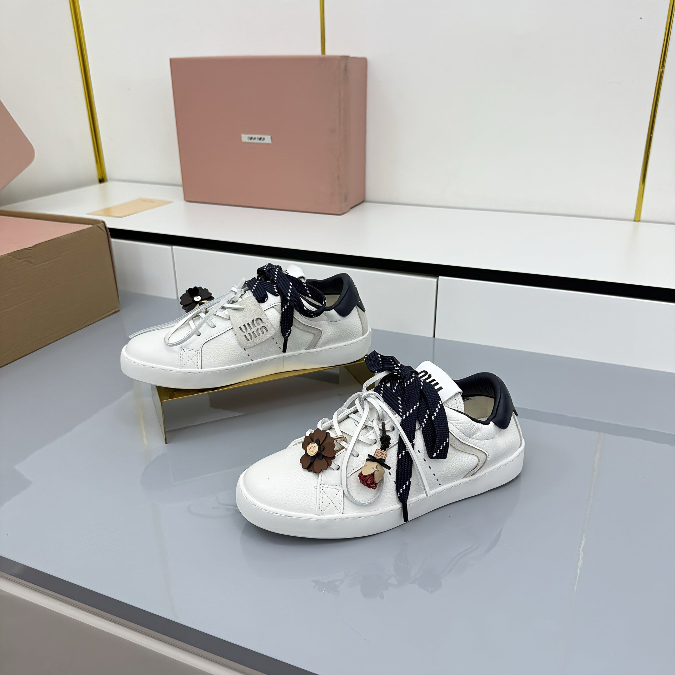 Z2Q105A412 Popular high-quality Shoes